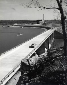 old photo of the Springfield power plant